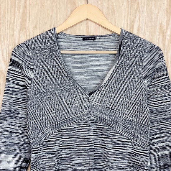 MAGASCHONI V-Neck Scalloped Hem Silk Top - Picture 2 of 7